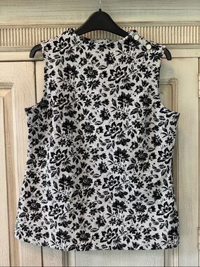 Talbots Black and White Floral Button-Shoulder Sleeveless Top